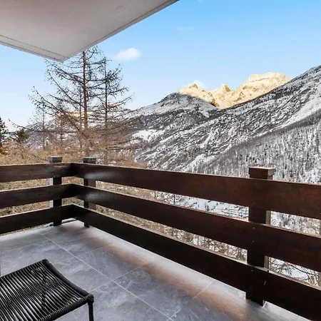 Appartement Magnifique Rénové Avec Vue Montagne