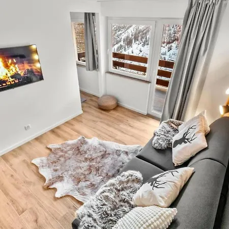 Magnifique Rénové Avec Vue Montagne Apartamento